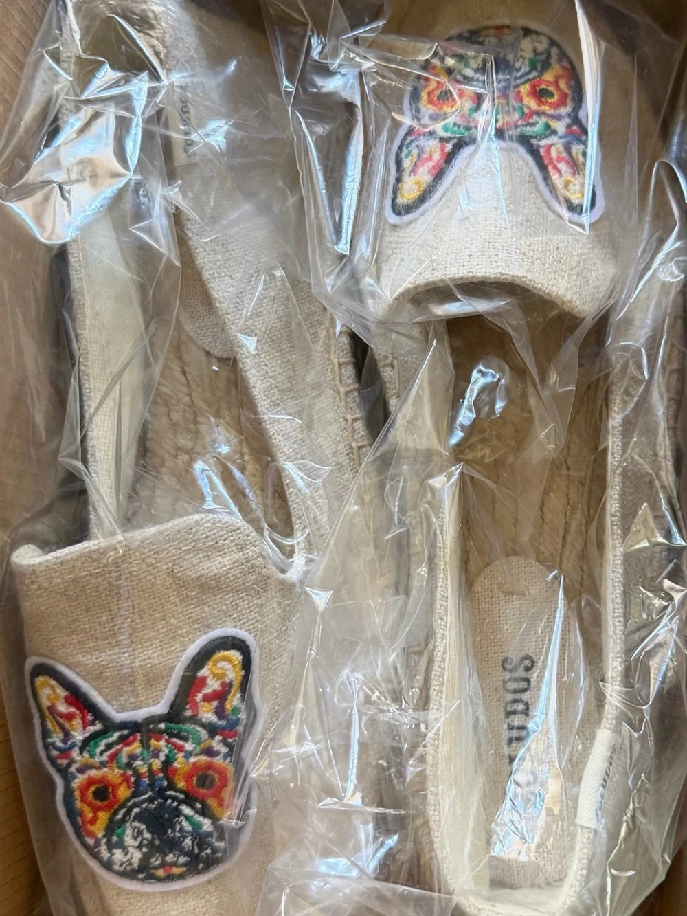 Soludos Beige Espadrilles with Multicolor Embroidered French Bulldog Patch